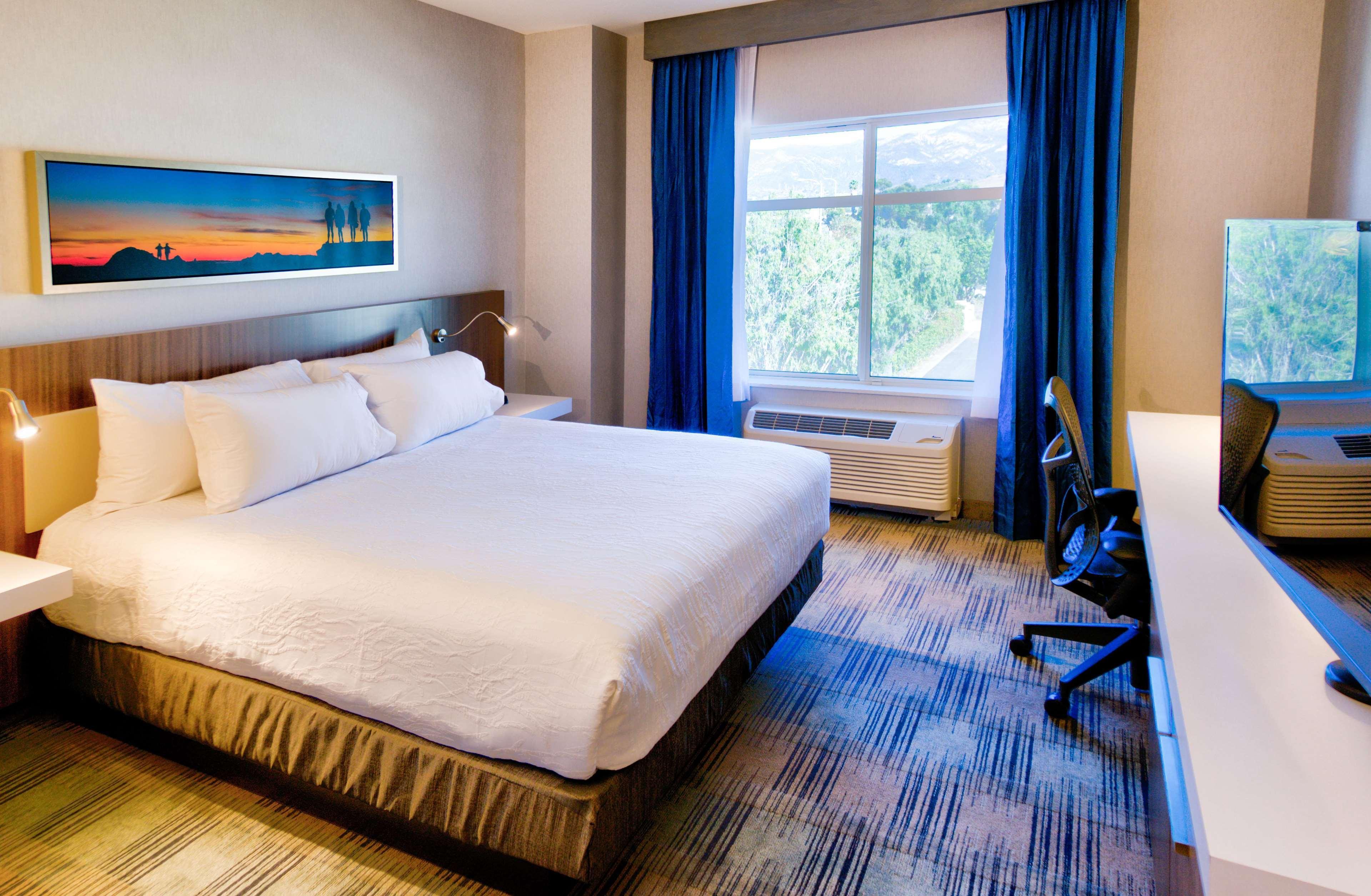 Hilton Garden Inn Santa Barbara/Goleta Exteriör bild