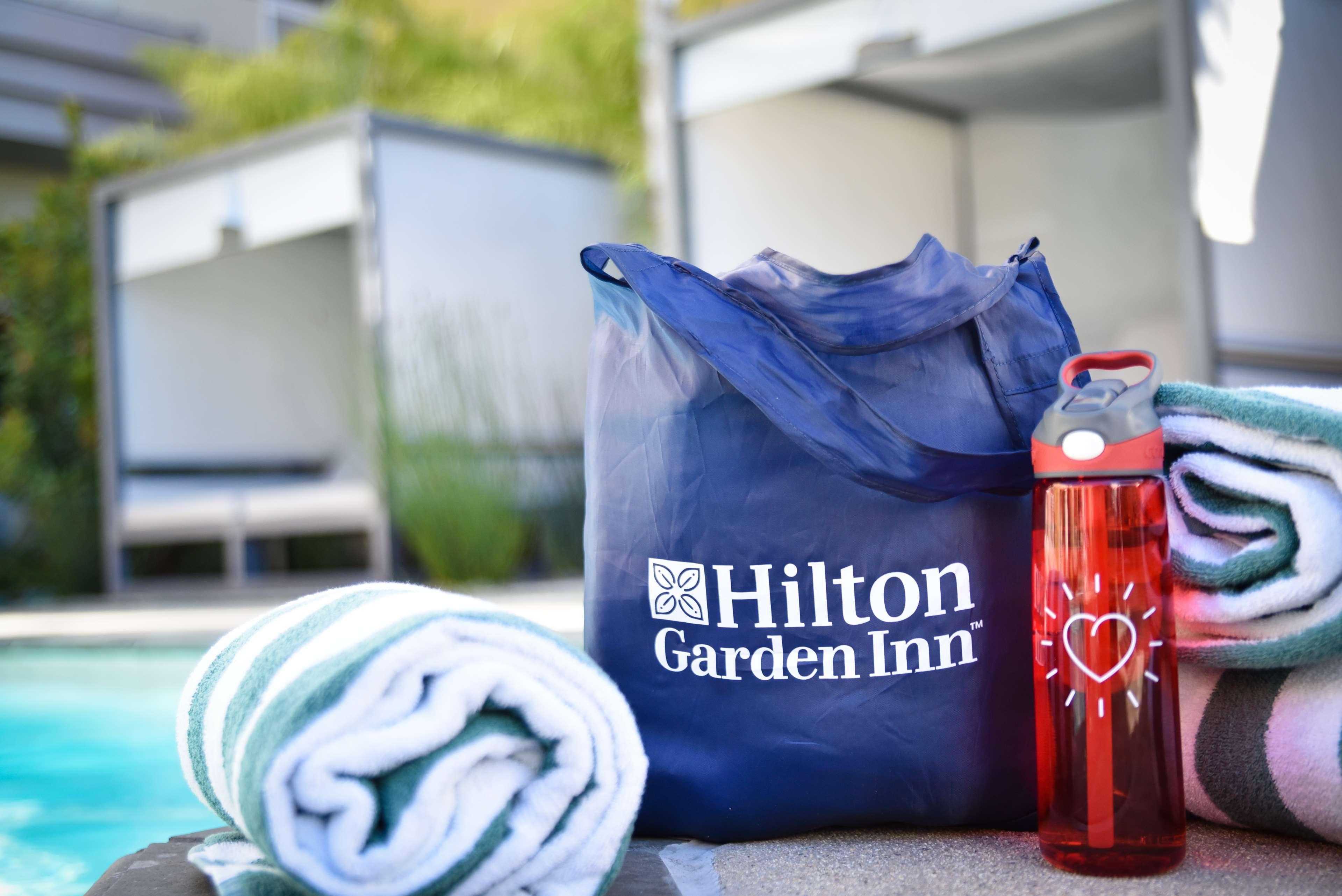 Hilton Garden Inn Santa Barbara/Goleta Exteriör bild