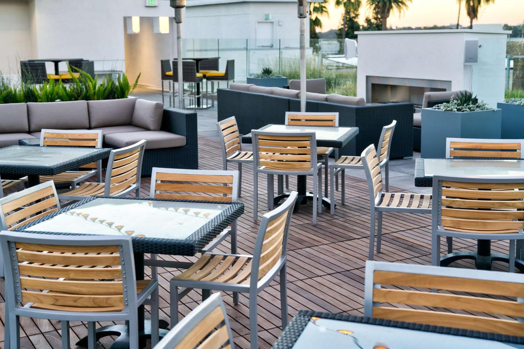 Hilton Garden Inn Santa Barbara/Goleta Exteriör bild